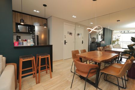 Apartamento à venda com 72m², 3 quartos e 2 vagasSala