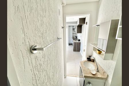 Apartamento para alugar com 52m², 2 quartos e sem vaga Apartamento para alugar com 52m², 2 quartos e sem vagaBanheiro social