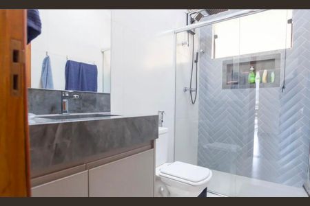 banheiro 2 de casa à venda com 3 quartos, 200m² em São Sebastiao das Águas Claras, Nova Lima