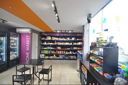 Apartamento à venda com 56m², 2 quartos e 1 vagaMini Market