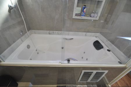 Apartamento à venda com 56m², 2 quartos e 1 vagaBanheiro do Quarto Suíte