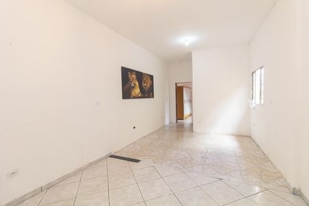 Casa para alugar com 2 quartos, 180m² em Parque Dom Joao Neri, São Paulo