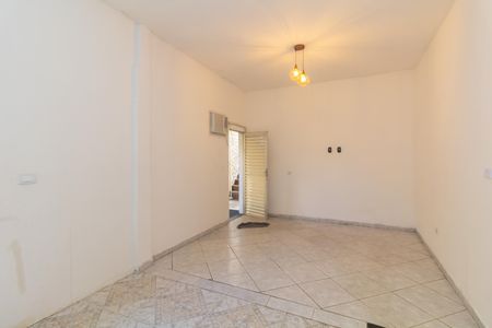 Casa para alugar com 180m², 2 quartos e sem vaga Casa para alugar com 180m², 2 quartos e sem vagaSala/Cozinha