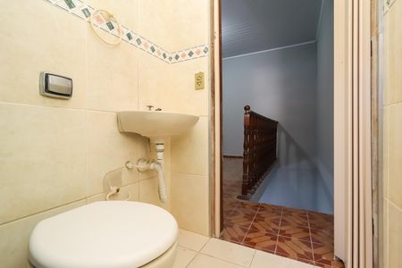 Casa à venda com 137m², 4 quartos e 2 vagasEdícula - Banheiro
