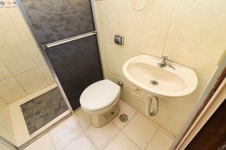 Casa à venda com 137m², 4 quartos e 2 vagasEdícula - Banheiro