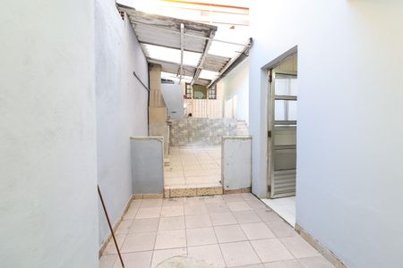 Edícula - Área de Serviço de casa à venda com 4 quartos, 137m² em Cidade Líder, São Paulo