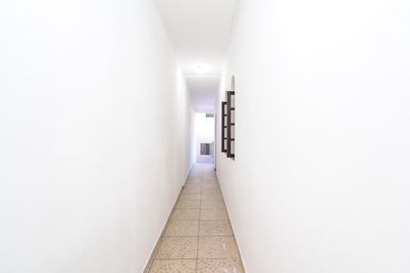 Casa à venda com 137m², 4 quartos e 2 vagasCorredor