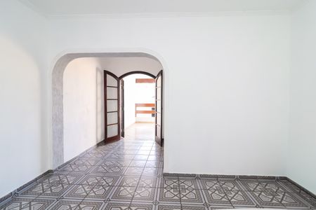 Casa à venda com 137m², 4 quartos e 2 vagasQuarto 2 - Suíte