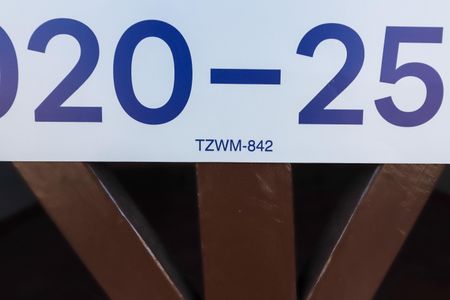 Casa à venda com 137m², 4 quartos e 2 vagasPlaquinha - Cód. TZWM-842