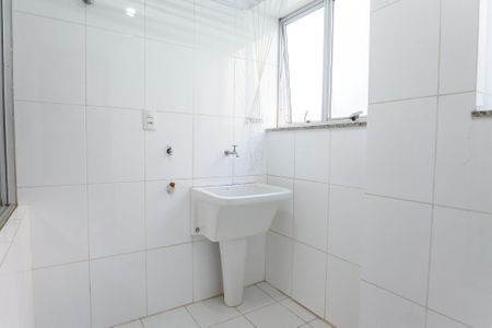 Apartamento à venda com 120m², 4 quartos e 2 vagas Apartamento à venda com 120m², 4 quartos e 2 vagasÁrea de Serviço