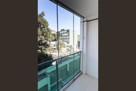 Apartamento à venda com 120m², 4 quartos e 2 vagas Apartamento à venda com 120m², 4 quartos e 2 vagasvaranda suite