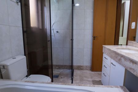 Apartamento à venda com 120m², 4 quartos e 2 vagas Apartamento à venda com 120m², 4 quartos e 2 vagasBanheiro suite