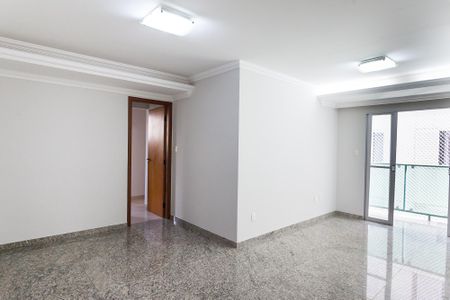 Apartamento à venda com 120m², 4 quartos e 2 vagas Apartamento à venda com 120m², 4 quartos e 2 vagassala