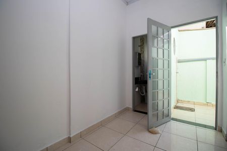 Casa para alugar com 100m², 4 quartos e 2 vagas Casa para alugar com 100m², 4 quartos e 2 vagasÁrea de Serviço