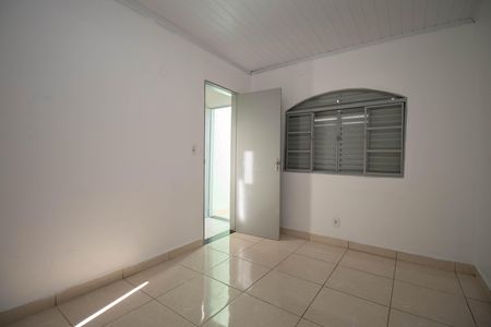 Casa para alugar com 100m², 4 quartos e 2 vagas Casa para alugar com 100m², 4 quartos e 2 vagasQuarto 1