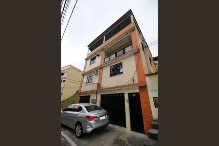 Fachada de apartamento para alugar com 2 quartos, 60m² em Vila Kosmos, Rio de Janeiro