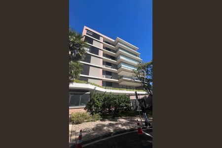 Apartamento à venda com 243m², 4 quartos e 3 vagas