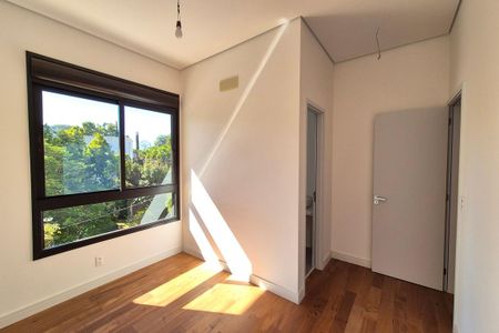 Apartamento à venda com 243m², 4 quartos e 4 vagas Apartamento à venda com 243m², 4 quartos e 4 vagasQuarto 1 - Suíte