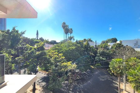 Apartamento à venda com 243m², 4 quartos e 4 vagas Apartamento à venda com 243m², 4 quartos e 4 vagasVista da Suíte