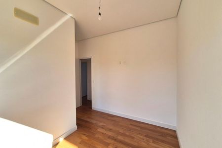 Apartamento à venda com 243m², 4 quartos e 4 vagas Apartamento à venda com 243m², 4 quartos e 4 vagasQuarto 1 - suíte
