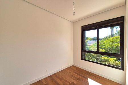 Apartamento à venda com 243m², 4 quartos e 4 vagas Apartamento à venda com 243m², 4 quartos e 4 vagasQuarto 1 - Suíte