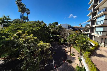 Apartamento à venda com 243m², 4 quartos e 4 vagas Apartamento à venda com 243m², 4 quartos e 4 vagasVista da Varanda