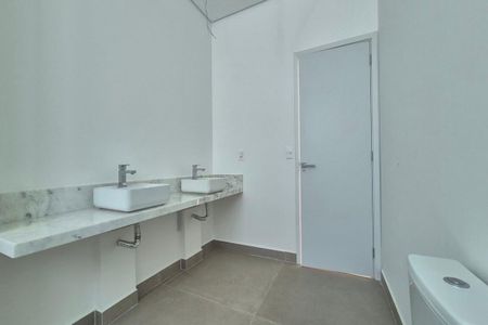 Apartamento à venda com 243m², 4 quartos e 4 vagas Apartamento à venda com 243m², 4 quartos e 4 vagasBanheiro da Suíte 4