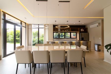Apartamento à venda com 3 quartos, 139m² em Jardim das Paineiras, Campinas