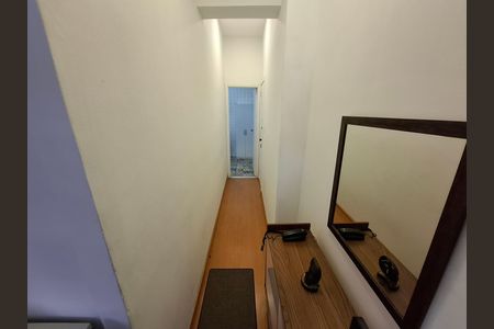 Apartamento à venda com 70m², 3 quartos e sem vaga Apartamento à venda com 70m², 3 quartos e sem vagaCorredor