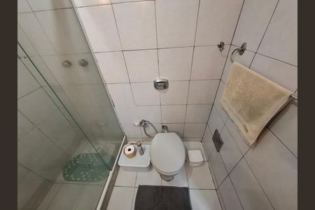 Banheiro  de apartamento à venda com 3 quartos, 70m² em Glória, Rio de Janeiro