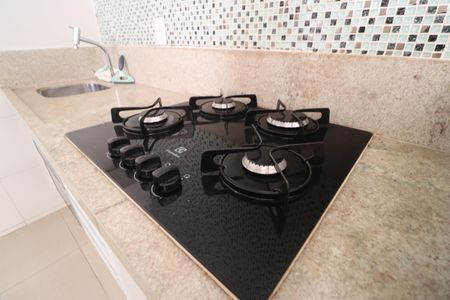 Cozinha de apartamento para alugar com 1 quarto, 53m² em Centro, Uberlândia