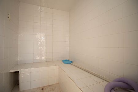 Casa de condomínio à venda com 350m², 4 quartos e 3 vagas Casa de condomínio à venda com 350m², 4 quartos e 3 vagasSauna