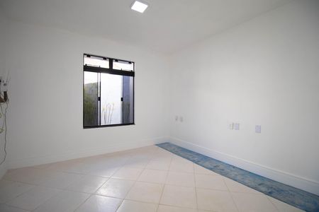 Quarto de casa de condomínio à venda com 4 quartos, 350m² em Sh Contagem, Brasília