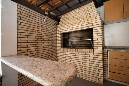 Casa de condomínio à venda com 350m², 4 quartos e 3 vagas Casa de condomínio à venda com 350m², 4 quartos e 3 vagasChurrasqueira