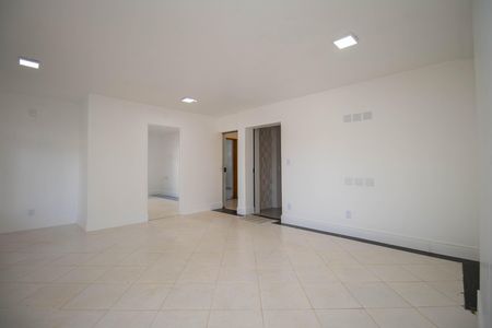Casa de Condomínio à venda com 4 quartos, 350m² em Sh Contagem, Brasília