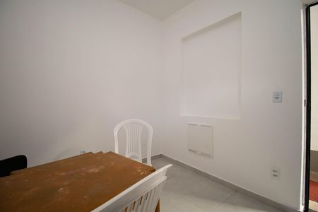 Casa de condomínio à venda com 350m², 4 quartos e 3 vagas Casa de condomínio à venda com 350m², 4 quartos e 3 vagasQuarto de Serviço
