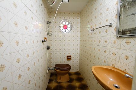 Casa para alugar com 300m², 5 quartos e 2 vagasBanheiro da Edícula 