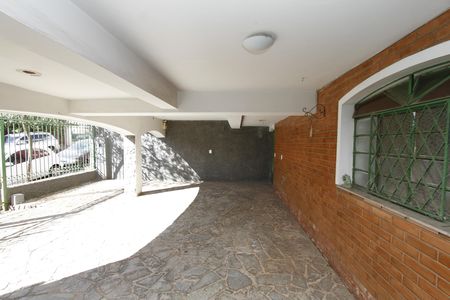 Garagem de casa à venda com 5 quartos, 300m² em Alto Caiçaras, Belo Horizonte
