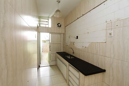 Casa para alugar com 300m², 5 quartos e 2 vagasCozinha