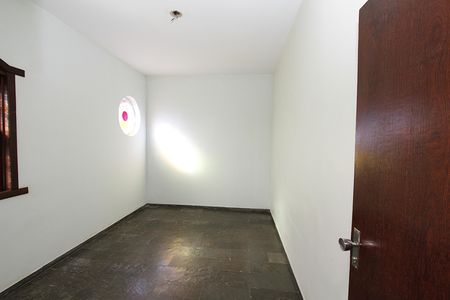 Casa para alugar com 300m², 5 quartos e 2 vagasQuarto 1