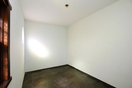 Casa para alugar com 300m², 5 quartos e 2 vagasQuarto 1