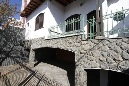 Garagem de casa à venda com 4 quartos, 300m² em Alto Caiçaras, Belo Horizonte