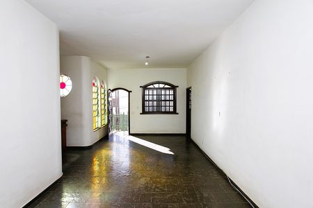 Casa à venda com 4 quartos, 300m² em Alto Caiçaras, Belo Horizonte