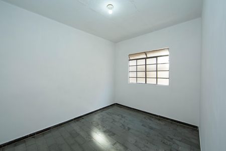 Quarto 1 de casa para alugar com 2 quartos, 100m² em Alto Caiçaras, Belo Horizonte
