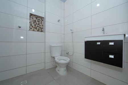 Banheiro de casa para alugar com 2 quartos, 100m² em Alto Caiçaras, Belo Horizonte