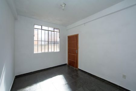 SALA de casa para alugar com 2 quartos, 100m² em Alto Caiçaras, Belo Horizonte