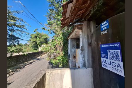 Placa  de casa para alugar com 2 quartos, 45m² em Catete, Rio de Janeiro