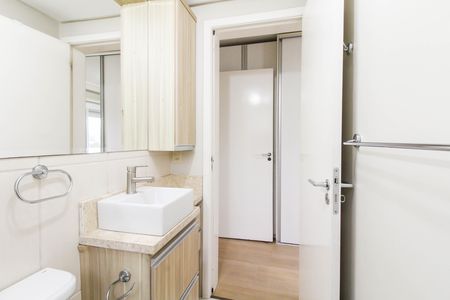 Apartamento para alugar com 70m², 2 quartos e 1 vaga Apartamento para alugar com 70m², 2 quartos e 1 vagaBanheiro da Suíte