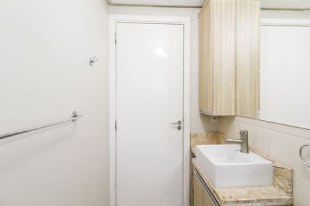 Apartamento para alugar com 70m², 2 quartos e 1 vaga Apartamento para alugar com 70m², 2 quartos e 1 vagaBanheiro