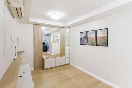 Apartamento para alugar com 70m², 2 quartos e 1 vaga Apartamento para alugar com 70m², 2 quartos e 1 vagaSala
